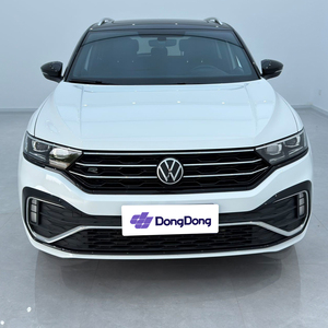 Auto Usado con Pintura Original, Volkswagen <span class=keywords><strong>T</strong></span>-<span class=keywords><strong>ROC</strong></span> <span class=keywords><strong>2022</strong></span> 280TSI 150PS R-<span class=keywords><strong>Line</strong></span> Pro PLUS, SUV a Gasolina, Cámara de Reversa, Asientos de Cuero Eléctricos - Product Image 2