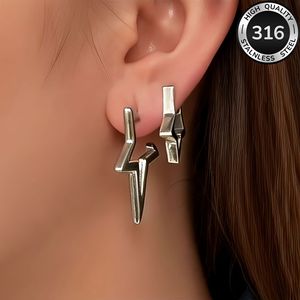Pendientes 3D de titanio y acero con diseño de rayo, 2 pares, que conservan el color, estilo cool y punk, para mujer, suministro transfronterizo - Product Image 2