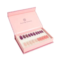 Boîte cadeau magnétique de luxe écologique avec logo personnalisé, emballage rigide en papier pour faux ongles pressés avec insert en éponge, faible MOQ