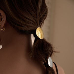Dazan Nouveauté HOT Plaqué or 18 carats Acier inoxydable Vintage français Haute qualité Brillant Accessoires pour cheveux en forme de disque pour cadeau de <span class=keywords><strong>maman</strong></span> Bijoux de ville - Product Image 5