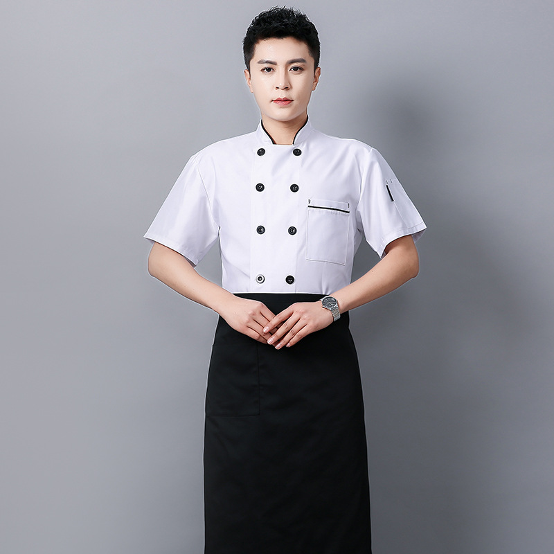 Vêtements blancs + tablier