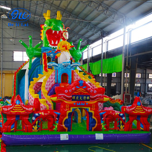 Parc d'attractions gonflable géant sur le thème des animaux, aire de jeux gonflable pour enfants et adultes, divertissement en plein air, matériau PVC, capacité de 45 personnes - Product Image 1