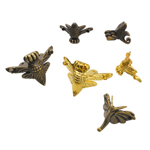 Wenzhou Platinum Link <b>Elephant</b> Trunk <b>Decorative</b> Feet Zinc Alloy Bronze Color For Bag Accessories - Product Image 5
