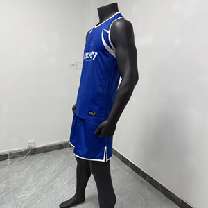 Gilet de boxe athleisure conçu pour l'entraînement en salle, les tenues de loisirs et les uniformes d'équipe, alliant fonctionnalité - Product Image 3