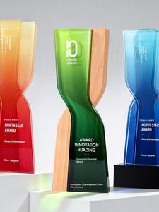 Trophée en cristal personnalisé, trophée créatif haut de gamme en bois massif pour réunion annuelle de la marque, cérémonie de remise des prix aux employés exceptionnels - Product Image 4