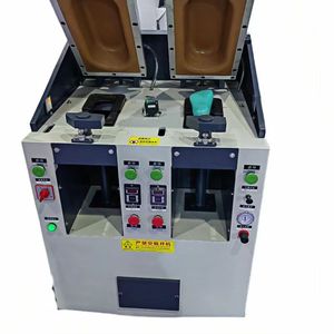เครื่องจักรทำรองเท้าแบบกึ่งอัตโนมัติยี่ห้อ New Baolin สำหรับกดและติดพื้นรองเท้า ผลิตได้ 150-200 คู่/ชั่วโมง - Product Image 4