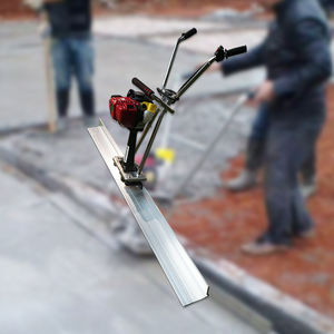 Niveleur de chaussée à essence 4-18m personnalisé outils de chape <span class=keywords><strong>Machine</strong></span> de nivellement de sol en béton chape vibrante en béton - Product Image 4