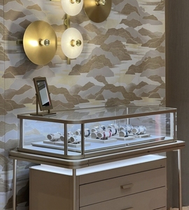 ตู้โชว์นาฬิกาสำหรับผู้บริหารขายส่งจากโรงงาน ตู้โชว์นาฬิกาสั่งทำพิเศษ ตู้โชว์นาฬิกาเพนท์เฮาส์ - Product Image 3