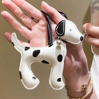Handgemaakte delicate PU lederen Dalmatische hond 3D gevlekte sleutelhangerriem Tulpvormige fruit-ananas design rugzakken tassen