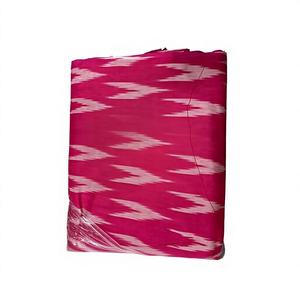 Tissu brocart Ikat rose peigné tissé à la main, poids moyen, imprimé Ikat traditionnel, 150 GSM, largeur 58/60 pouces, pour robes féminines, au mètre - Product Image 1