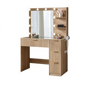 Coiffeuse en bois sur mesure avec miroir LED réglable, 4 <span class=keywords><strong>tiroirs</strong></span>, plateau en verre et station de charge pour chambre à coucher - Product Image 1