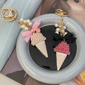 Porte-clés crème glacée style coréen avec chaîne de perles, strass brillants, breloque de sac en métal, pendentif mignon pour clés de voiture, cadeaux en gros - Product Image 2