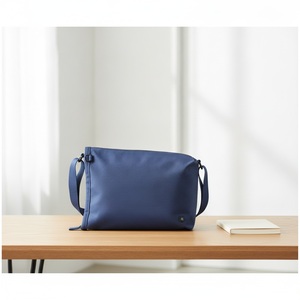 Bolso Bandolera Ecológico de Moda, Reciclado, Impermeable, Transpirable, Ligero, Tipo Sacoche, con Múltiples Cierres, Unisex - Product Image 4