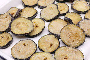 Sinocharm Vegetales congelados Fácil de cocinar IQF Rebanada de berenjena frita Berenjena asada congelada - Product Image 5