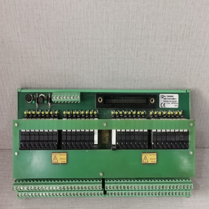 Yeni ve Orijinal 2900899 MULTIPLE UM-KS50/32MR/1/AD551/SC/SO27 Depoda Mevcut PLC - Product Image 1