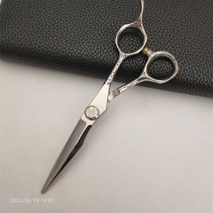 Tijeras de Peluquería Mb de 6.0 Pulgadas, Tijeras de Entresacar de Acero Inoxidable con Cabeza Recta, Uso Profesional en Salón de Belleza, Acabado Pulido Fino - Product Image 3