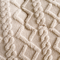 Couette en flanelle jacquard personnalisée en gros, épaisse et thermique, réversible, en velours et peluche, pour l'hiver