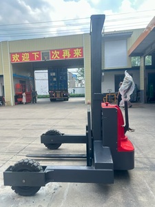 <strong>1.5T</strong> All-Terrain Electric <strong>Stacker</strong>: Rugged, Maneuverable Power for Outdoor and Rough Surface Logistics - Product Image 4