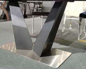 Black power rivestito in metallo e rettangolare in acciaio inossidabile piccolo che si estende tavoli da pranzo con importato in ceramica piano in laminato - Product Image 3