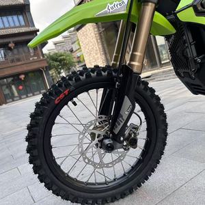 Nouvelle Moto Tout-Terrain Légère Surron 2026 pour Adolescents 58V 22Ah 8KW 185N.m 65km/h 56km Autonomie - Product Image 6