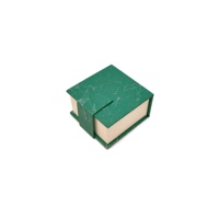 Boîte à bijoux magnétique en carton en papier en forme de livre vert avec logo personnalisé à la mode avec boîtes à bijoux en mousse blanche