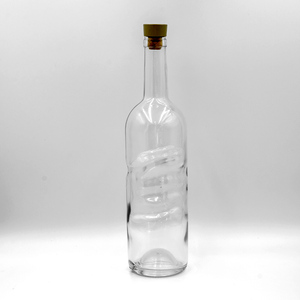 Bouteille en verre <span class=keywords><strong>de</strong></span> qualité supérieure pour spiritueux et liqueurs, personnalisable en gros, 500 ml et 750 ml, avec étiquette <span class=keywords><strong>de</strong></span> <span class=keywords><strong>vin</strong></span> - Product Image 1