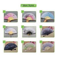 Conception personnalisée d'invitation de mariage éventails pliants en papier de bambou décorations peintes ventilées à la main imprimées sur une machine spéciale