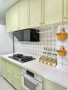 Ensemble complet d'armoires de cuisine modernes en bois massif personnalisées de haute qualité pour une conception de cuisine luxueuse - Product Image 4