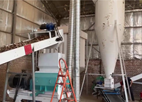 Broyeur à marteaux industriel pour le bois avec une nouvelle conception et technologie, capacité de 15 tonnes/heure, diamètre maximal de 400 mm