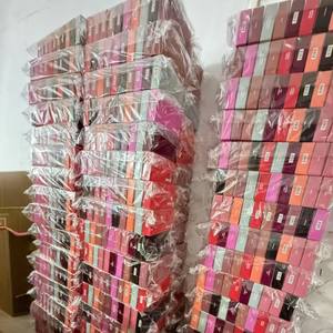 Étui de téléphone en silicone effet brillant à lèvres pour iPhone 11, 13, 14, 15, 16, 17 – Antichoc, support à <span class=keywords><strong>rouge</strong></span> à lèvres, design tendance pour les amoureux du maquillage - Product Image 5