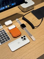 Chargeur sans fil magnétique 3-en-1, design réglable à 180°, adsorption instantanée, sortie 15W, port Type-C pour téléphone portable et écouteurs