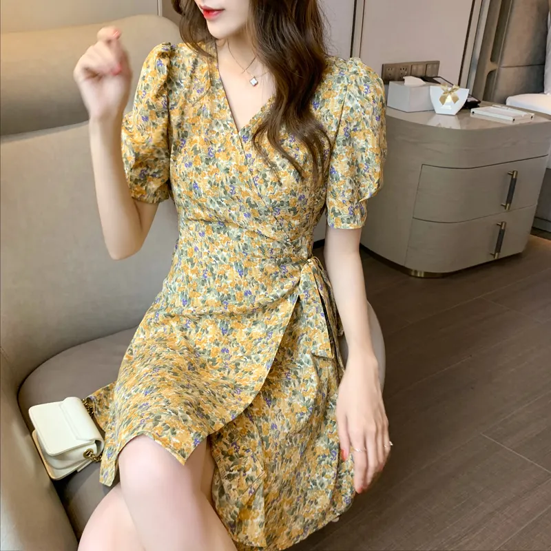 2022Chiffon new spring summer dress floral dress women's clothing retro French slimmingaSmall character