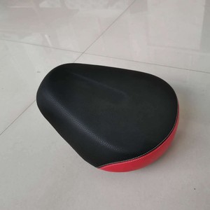 Asiento de espuma PU negro y rojo para bicicletas de carretera, unisex, para adultos, modelo Q-064 - Product Image 3