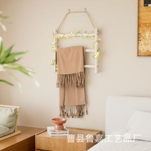 Toallero de Madera con 3 Barras, Blanco, Multiusos, para Baño, Dormitorio, Cocina, Decorativo - Product Image 1