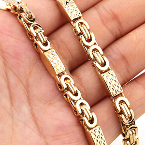 <span class=keywords><strong>Set</strong></span> di Gioielli da <span class=keywords><strong>Uomo</strong></span> in Acciaio Inossidabile Placcato Oro 18K, <span class=keywords><strong>Collana</strong></span> <span class=keywords><strong>e</strong></span> <span class=keywords><strong>Bracciale</strong></span> con Catena Quadrata Lucida - Product Image 6