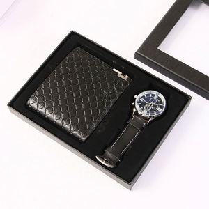 Coffret cadeau exquis pour homme, portefeuille et montre, pour la fête des pères, la Saint-Valentin ou comme cadeau d'affaires pour les événements spéciaux - Product Image 3