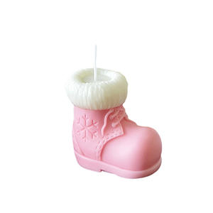 Bougies parfumées créatives et mignonnes en forme de bottes de neige de Noël pour la décoration de la maison - Product Image 5