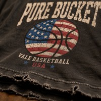 T-shirt graphique en jersey 100% coton gris anthracite, imprimé drapeau USA, motif basketball, ourlet brut, style streetwear, Metour