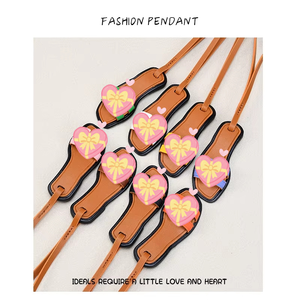 Nouvel Arrivage <span class=keywords><strong>Porte</strong></span>-clés Mini Sac <span class=keywords><strong>en</strong></span> <span class=keywords><strong>Cuir</strong></span> PU pour <span class=keywords><strong>Femme</strong></span>, Pendentif de Voiture, Décoration de Sac <span class=keywords><strong>en</strong></span> Forme de Petites Pantoufles, <span class=keywords><strong>Porte</strong></span>-monnaie - Product Image 5