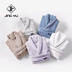 Peignoir de fabricant OEM, logo brodé personnalisé, peignoir 100% coton épaissi, vente en gros d'hôtel, peignoir unisexe - Product Image 1