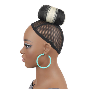 <span class=keywords><strong>Chignon</strong></span> de style occidental Noir et blanc cassé <span class=keywords><strong>Chignon</strong></span> <span class=keywords><strong>rétro</strong></span> mixte Postiche <span class=keywords><strong>Chignon</strong></span> de cheveux en forme de pomme - Product Image 6