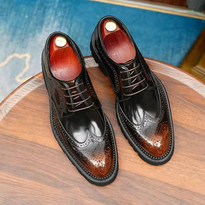 Chaussures Oxford de luxe en cuir véritable faites à la main à trois empiècements, style décontracté et professionnel, avec lacets, modèle Evergreen - Product Image 3