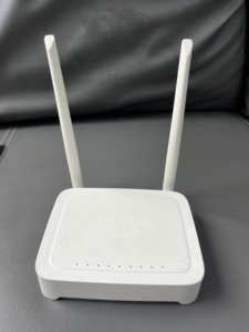 Precio al por mayor: ¡Oferta! ONU WiFi Usado H3-2S 4GE 2USB 2.4G/5G WiFi Voz Fibra Óptica ONU FTTH XPON 4GE Doble Banda H3-2S - Product Image 4