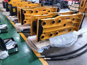 Martillo Hidráulico SOOSAN SB81A Tipo Superior, Suministro Directo de Fábrica, Garantía de Un Año, Características Estándar Incluidas - Product Image 2