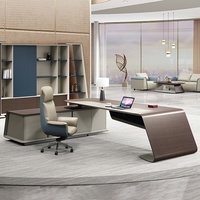 Bureau de direction modulaire moderne en MDF de la marque ML, design en panneaux de bois, garantie de 3 ans, mobilier de bureau modulaire brun pour le bureau à domicile du PDG