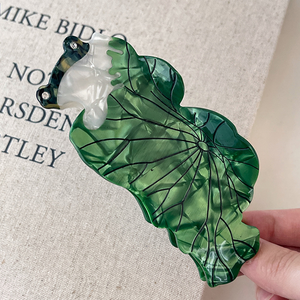 กิ๊บหนีบผมรูปกบใบบัวสำหรับผู้หญิงกิ๊บหนีบผมอะซิเตทคริสตัลรูปการ์ตูนสัตว์ - Product Image 3