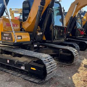 Excavatrice Sany 135c d'occasion, 13,5 tonnes, modèle 2022, faible nombre d'heures de travail, état 95% NEUF, moteur inclus, vente à prix réduit - Product Image 6