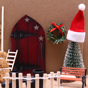 xinchen Set navideño transfronterizo de Amazon para casas de muñecas, adornos en miniatura de puerta de madera de cuento de hadas - Product Image 3