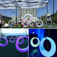 Meubles de jardin, balançoire lumineuse à LED, chaise suspendue, balançoires circulaires en forme de lune, avec protection imperméable pour l'extérieur, 16 couleurs changeantes