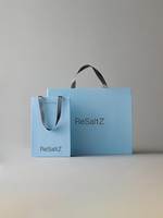 Sacs de luxe personnalisés durables en gros, avec gaufrage kraft, fermeture magnétique, fermeture éclair supérieure et impression de logo pour emballage de supermarché A5/A4